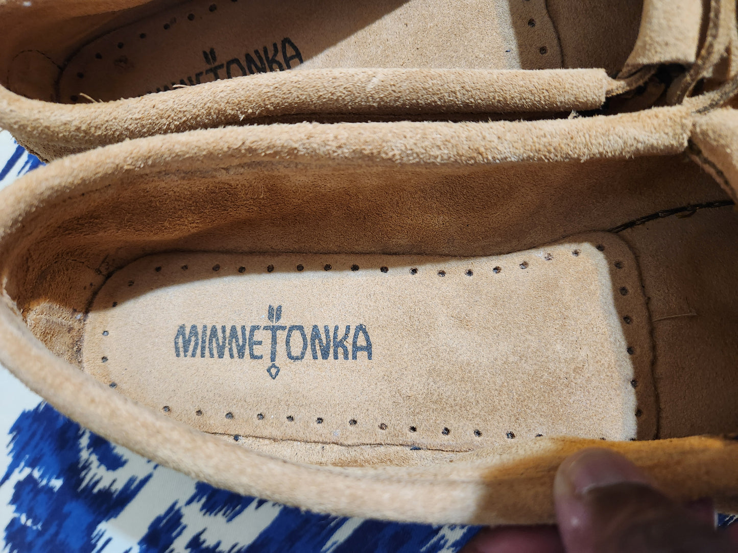WOMEN’S MOCCASINS