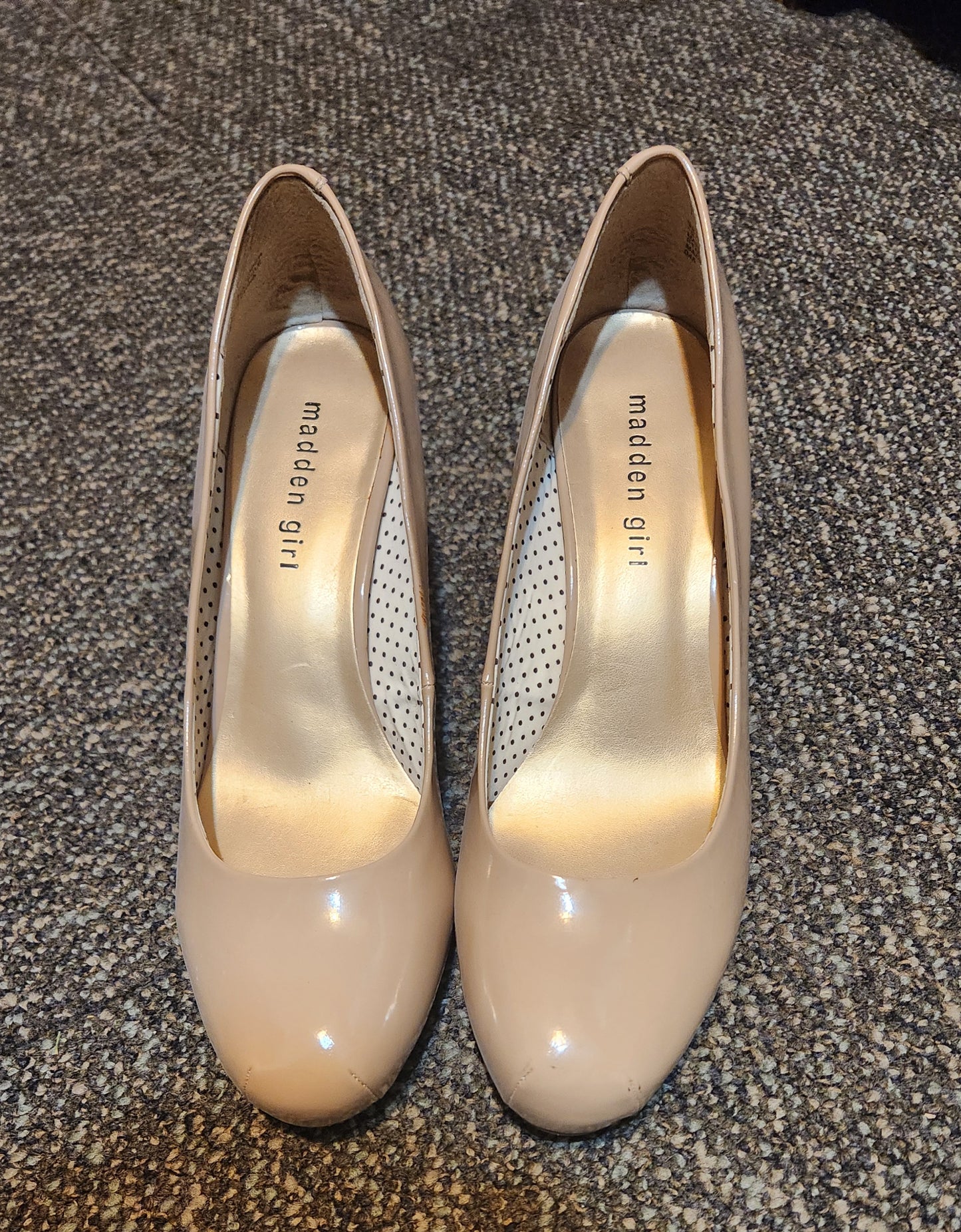 Madden girl size 10