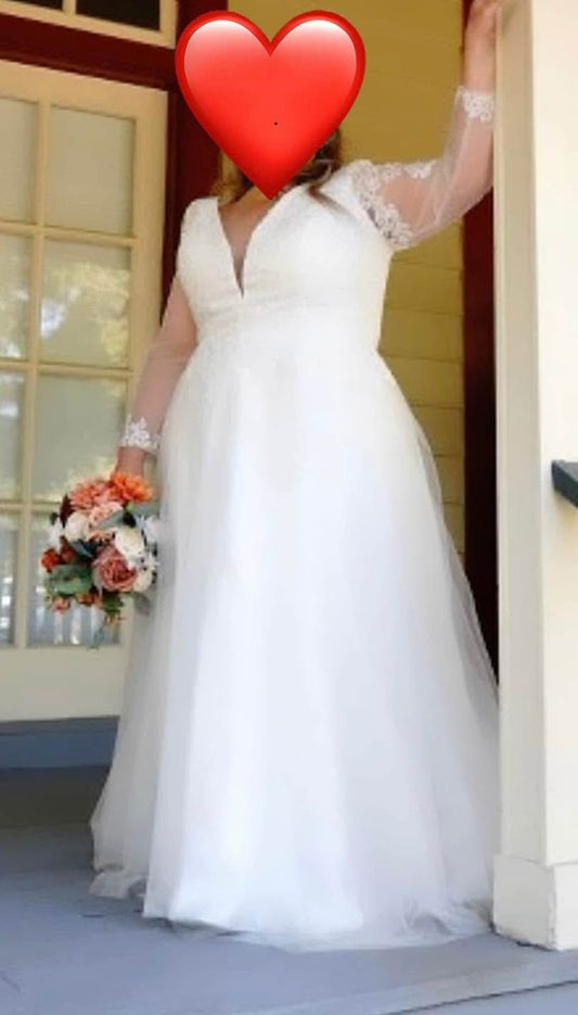 Laura Beth Wedding Dress