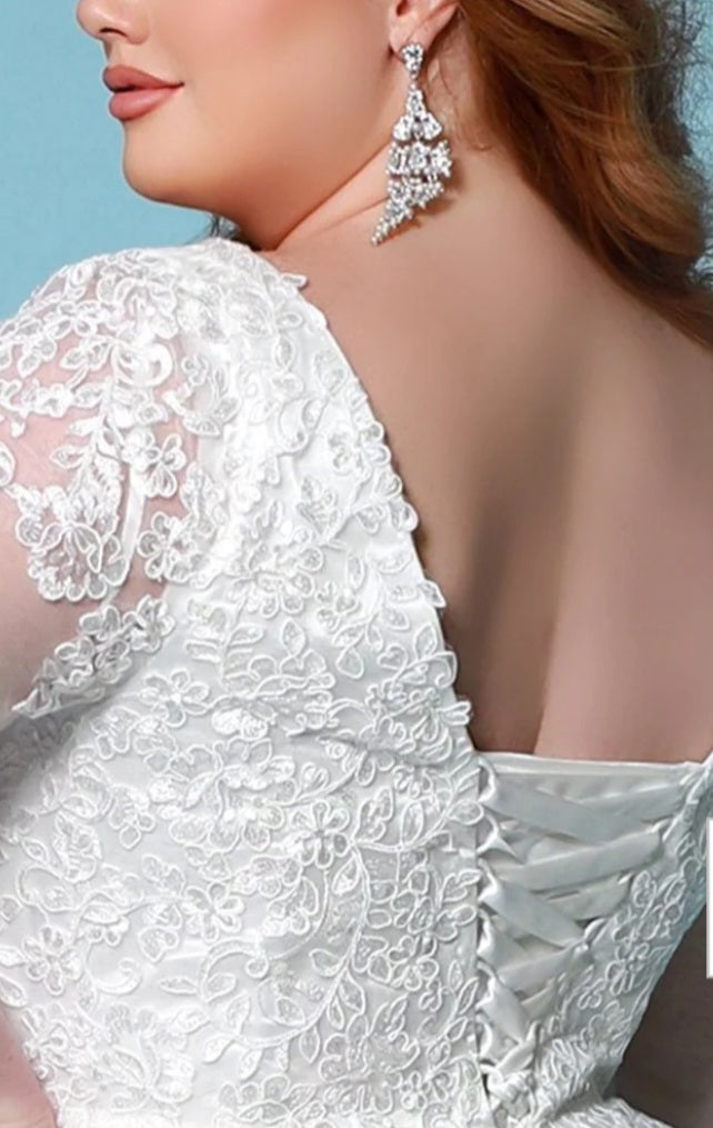 Laura Beth Wedding Dress
